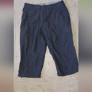 Womens Columbia Capris Cargo Size 8